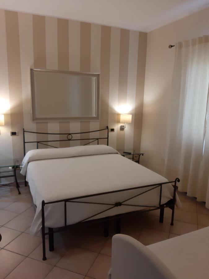 Sweet House Only Rooms Peschiera del Garda Ngoại thất bức ảnh